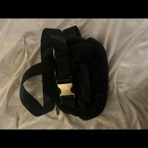 Lululemon black fleece belt bag!